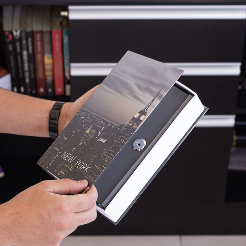 Imagem 5 de 8 de Cofre Camuflado Com Chave Em Formato Livro Grande New York