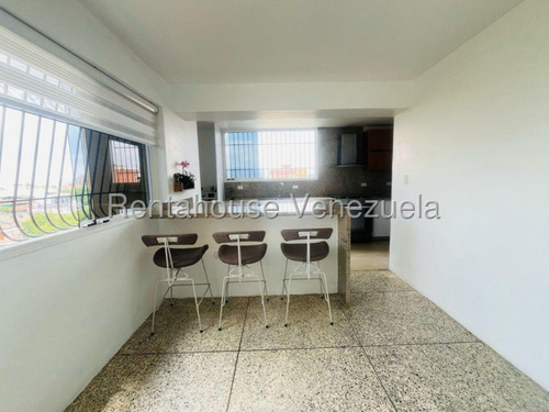 Valeria Chong Apartamento Venta Barquisimeto Lara Zona Centro Este Oportunidad Residencial Economico Código Inmobiliaria Rent-a-house 25-18558