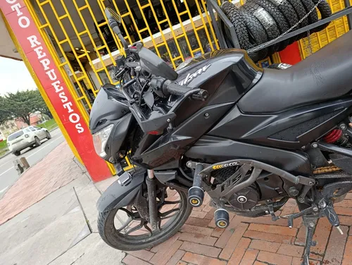 Pulsar Ns160 Fi