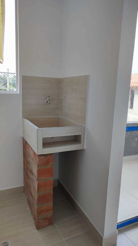 Imagen 17 de 17 de Vendo Apartamento En El Carmen Sector San Miguel