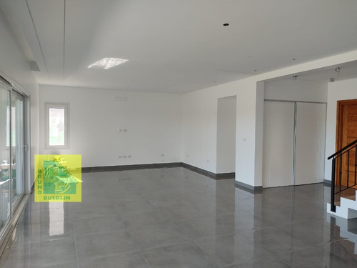 Casa En Venta En Carlos Spegazzini
