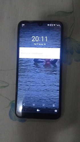 Moto E6 Pluis