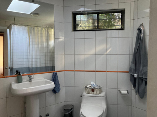 Condominio / Simón González - La Reina