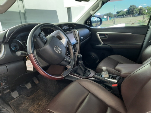 Toyota Sw4 2.8 Srx 177cv 4x4 7as 2017