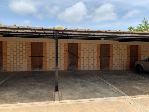 Se Alquila Apartamento En Tucacas