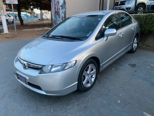 Honda Civic 1.8 LXS AUTOMATICO FLEX