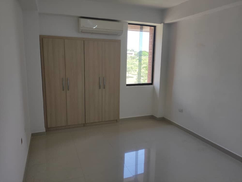 Imagen 3 de 5 de Apartamento En Venta - Arivana, Resd Kamila Suite Lp