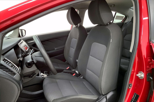 Imagen 18 de 25 de Kia Forte Sedan 4 Pts Lx, Tm6, A/ac, Bl, F Niebla, R-16