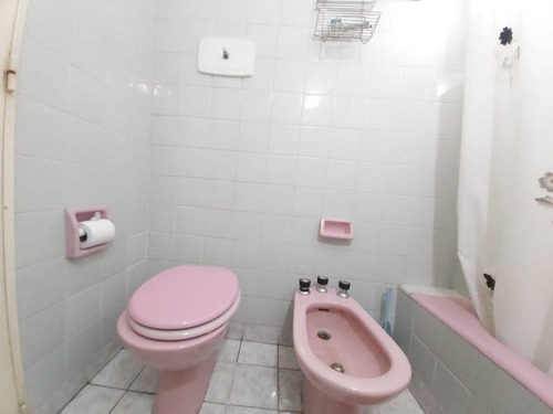 Departamento 4 Ambientes Venta Flores Balcon