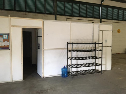 Imagen 3 de 3 de Vendo Galpon 1200m2 Zona Industrial Norte Marzo 2022 Sandra