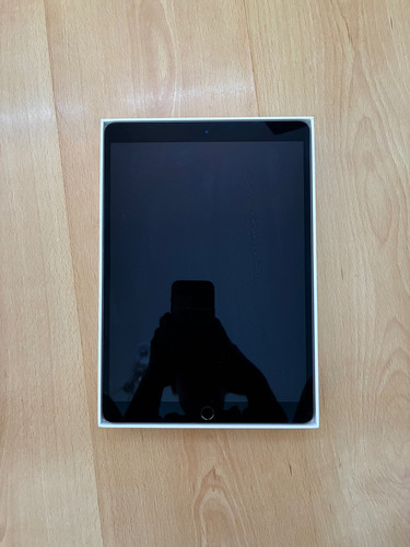 Ipad Air 3era Generación 64 Gb Space Gray Gris Oscuro (Usado)