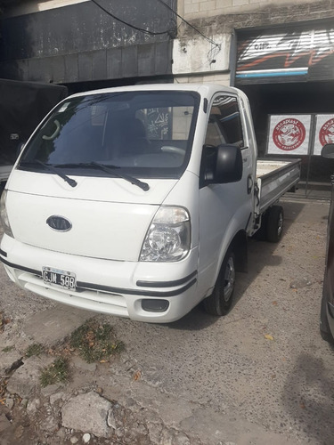 Kia 2700
