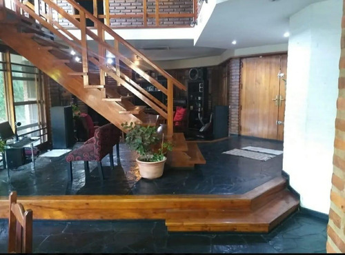 Imagen 2 de 11 de Casa - Barrio Parque Leloir