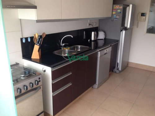 Venta Apartamento Con Renta Malvín Sobre Rambla 2 Dorm Garage