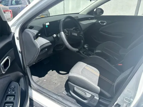 Kia K3 Cross 1.6 Zenith