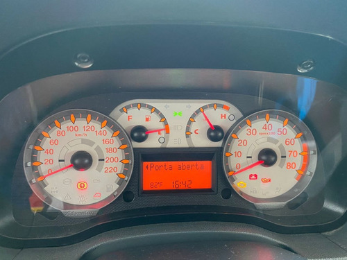 Imagem 14 de 15 de Strada Adventure1.8 1.8 Locker Flex Cd