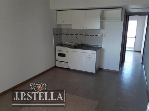 Imagen 26 de 30 de Edificio Galpon Comercial, 4 Dptos 2 Ambientes Y 2 Dptos 3 Ambientes - Venta En Block - Haedo