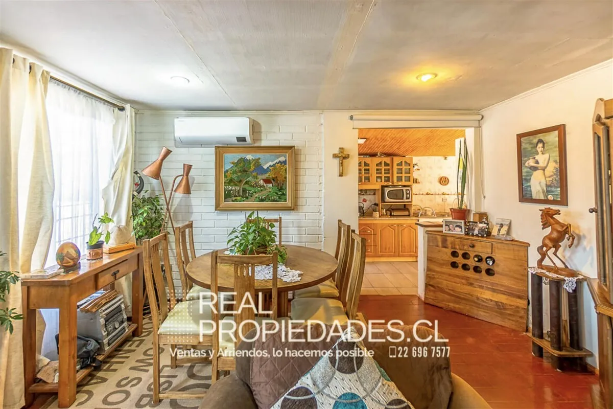 Imagen 4 de 12 de Casa En Venta De 2 Dorm. Ampliada En Maipú