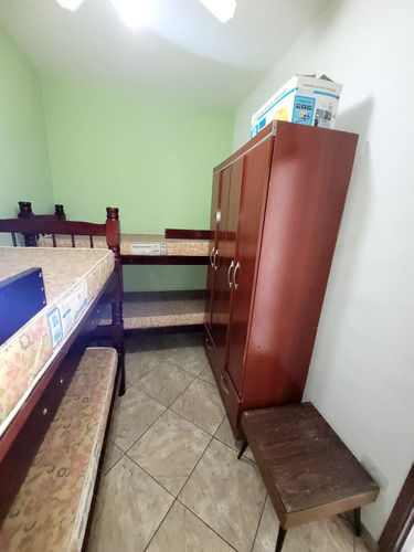 Sobrado 4 Dormitórios 3 Wc Vila Tupi 200 M. Da Praia 171m2.