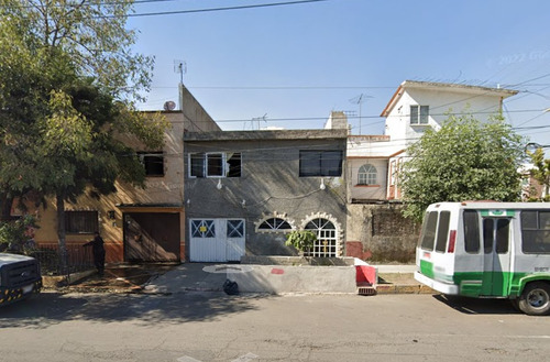 Casa En Venta, Col. Jardines De Santa Clara, Ecatepec, Edomex Lr17