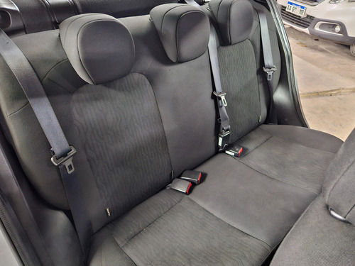 Fiat Cronos 1.3 Drive Cvt