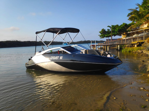 Lancha Conquest 180 (somente A Lancha)