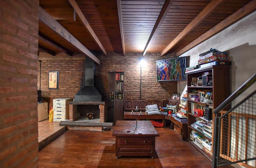 Casa Venta 4 Dormitorios 2 Baños Y Parrilla-lote 10 X 50 - Manuel B Gonnet