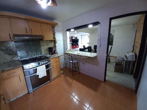 Imagen 17 de 27 de Mls#23-20296. Se Vende Apartamento En La Urbanización El Llanito. A.a