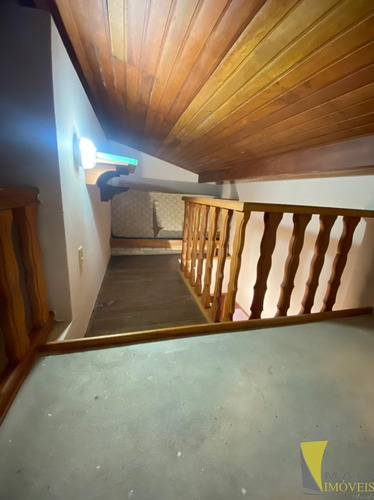 Imagem 15 de 30 de Boa Casa Com 5 Quartos - Silop - Centro - 35294