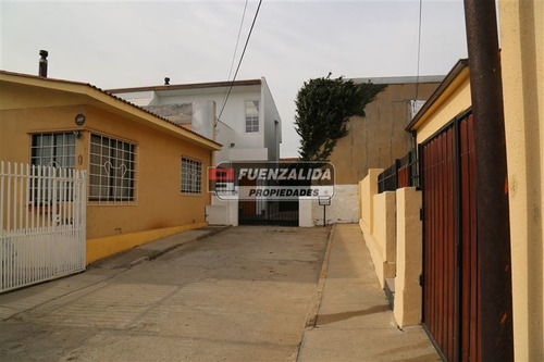 Imagen 8 de 30 de Casa En Venta En Viña Del Mar