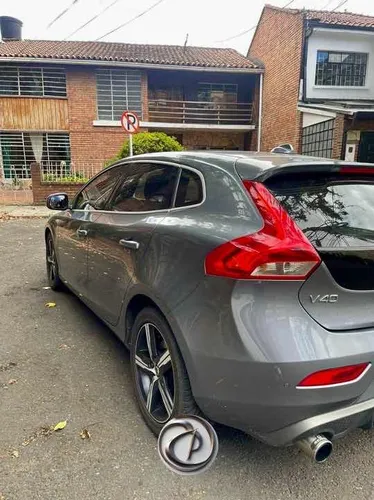 Volvo V40 2.0 T4 Drive-e R-design