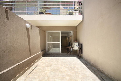 Departamento En Colegiales - Venta