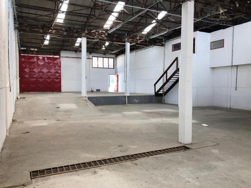 Imagem 12 de 17 de Galpão À Venda, 800 M² Por R$ 700.000,00 - Barro Branco - Arujá/sp - Ga0048