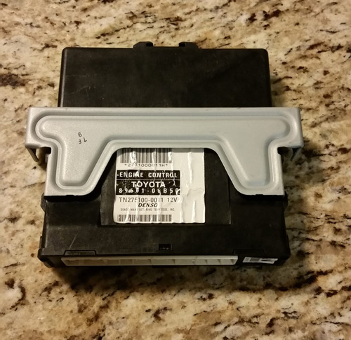 2005 Toyota Camry Computadora 89661-06b50 Ecm Ecu 4cil (Usado)