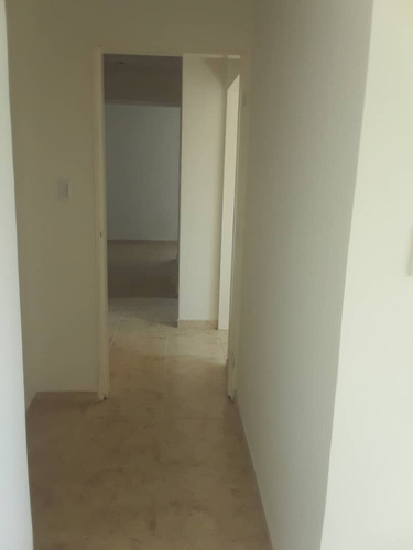 Imagen 10 de 14 de Apartamento En Venta Urb. El Milagros 0412-8887550