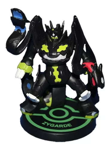 Boneco Pokémon Lendário Zygarde Tomy 10cm em Promoção na Americanas