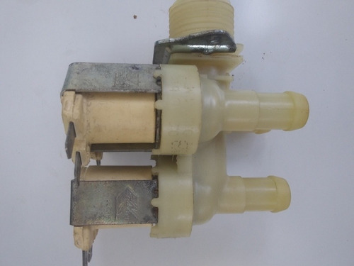 Imagen 4 de 8 de Válvulas Solenoides Agua Lavadora Comercial 220 V Usadas