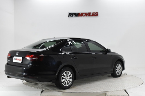Imagen 8 de 14 de Volkswagen Vento 2.0 Advance Summer Pack Mt 2016 Rpm Moviles