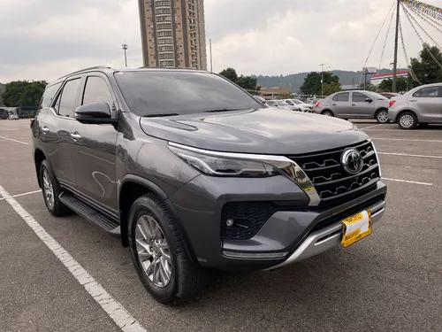 Toyota Fortuner 2.4 At 2023