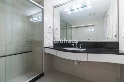 Alquiler Apartamento Tres Dormitorios Punta Del Este Edificio Tiburon I