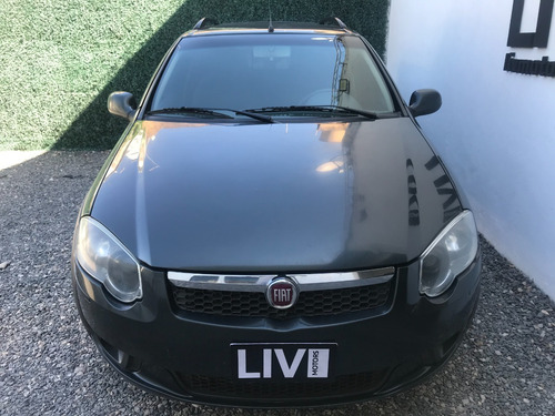 Fiat Strada Trekking 1.3 16v Jtd Año 2015 - Liv Motors