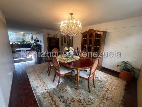Ss: Vende Apartamento 25-17222 En Las Esmeraldas De 192,22 M2, 3h/4b/2pe2