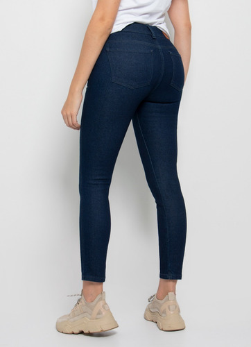 Ref. 16674 Skinny Tiro Medio