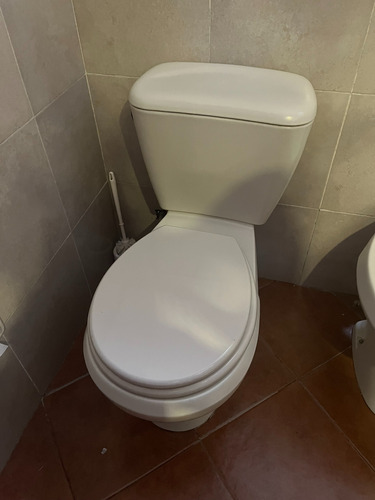 Inodoro, Pileta Y Bidet En Perfecto Estado.