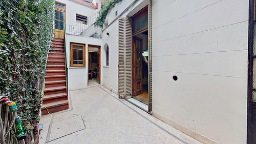 Hermosa Casa De Epoca De 4 Ambientes Con Terraza Y Patio