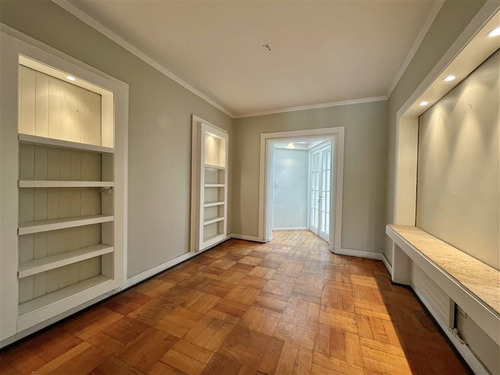 Imagen 13 de 28 de Casa En Venta En Las Condes: Presidente Errázuriz / Vma
