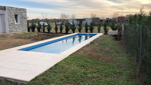 Imagen 4 de 4 de Casa - El Canton - Puerto - Escobar