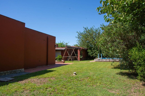 Venta Casa 6 Ambientes En Tortuguitas Doble Lote.