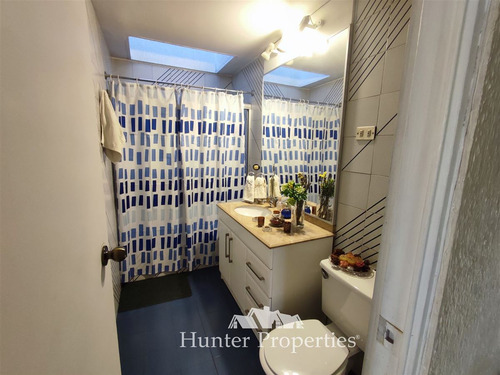 Amplia Casa En Venta 6d-4b, Piscina Con Jardín En Las Condes