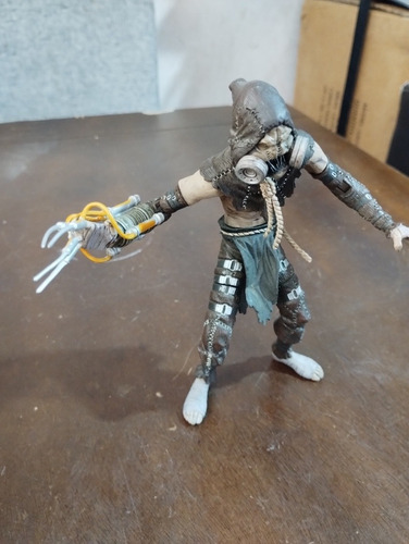 Figura De Acción Scarecrow Batman Arkham Asylum Dc Direct (Usado)